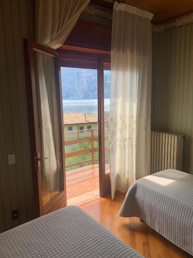 Villa Diana - Terrazza Sul Lago Assenza di Brenzone Luaran gambar
